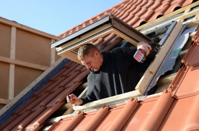Pose de fenêtres de toit Velux à Auberive